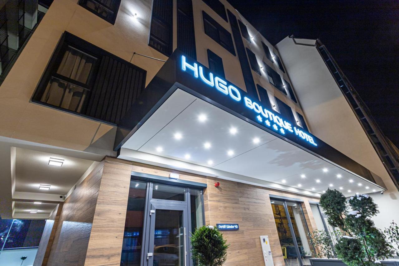 Hugo Hotel Satu Mare Bagian luar foto